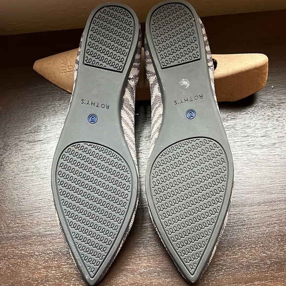 Rothy’s Pointed Toe Flats, grey Zebra - Picture 3 of 4